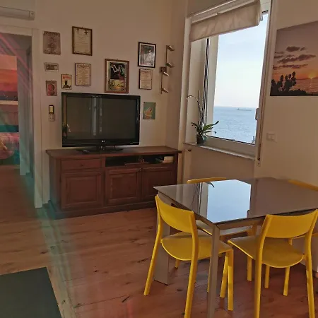 Apartment Blue Nest Genoa